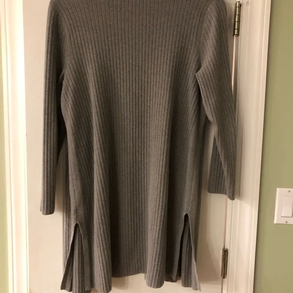 Talbots Grey Sweater  - Picture 6 of 6